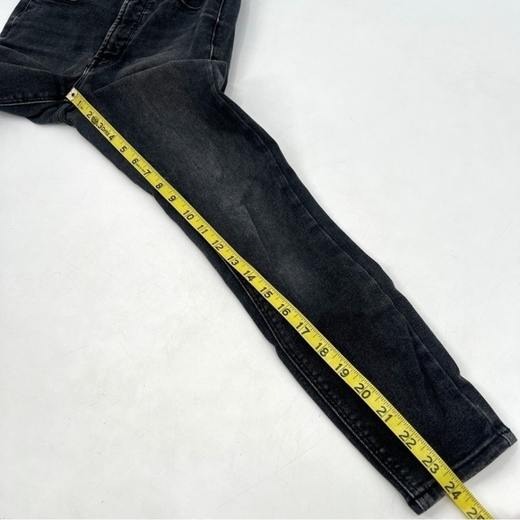 OLD NAVY Woman's Rockstar Black Denim Super Skinny Jeans Size 0 Petite - Picture 9 of 11